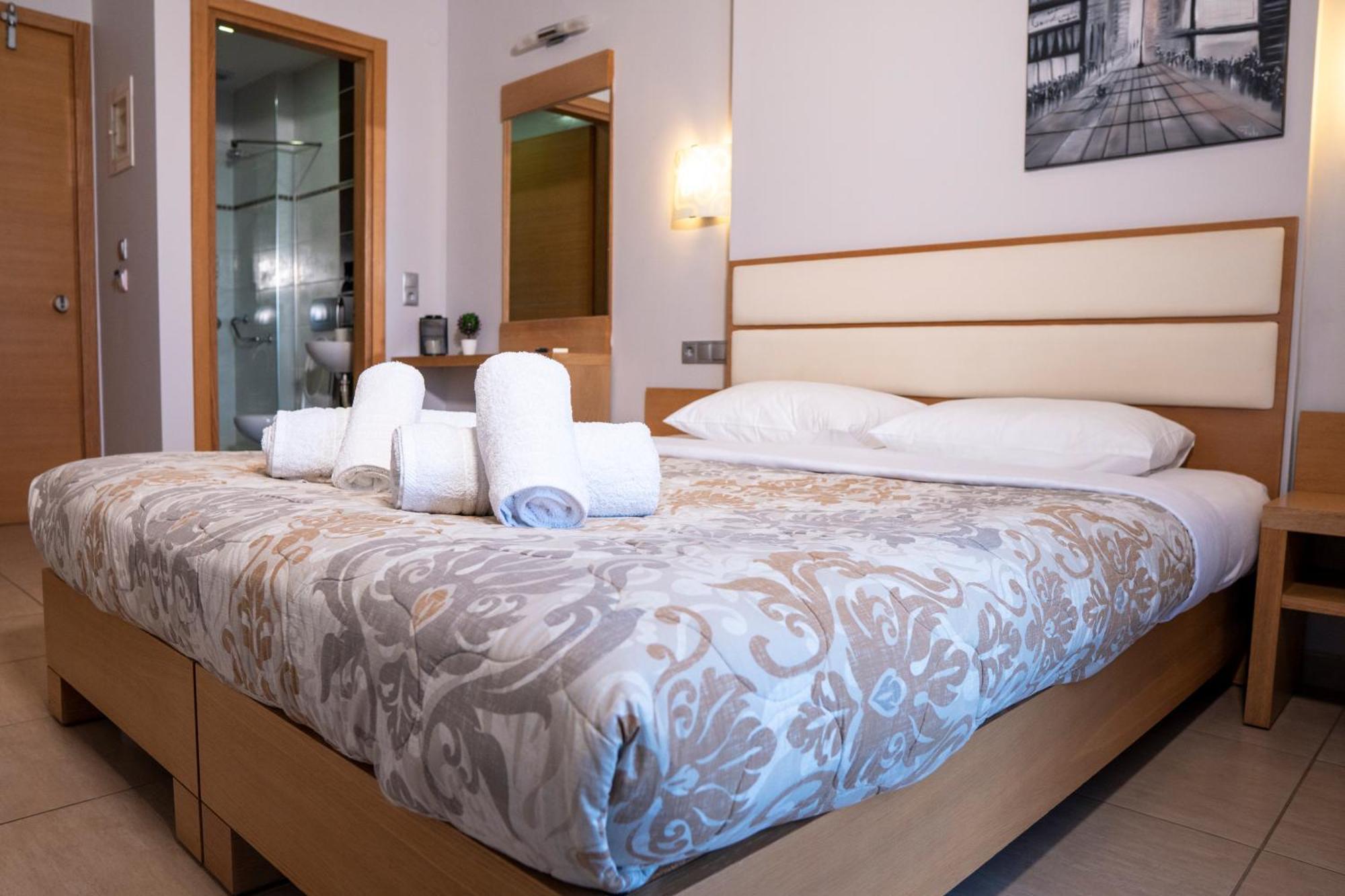 Hotel Epavlis Eleftheriadi Paralía Esterno foto